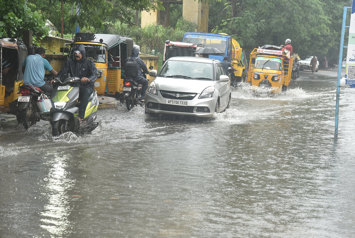 Heavy Rains in andhra pradesh update photos - Sakshi17