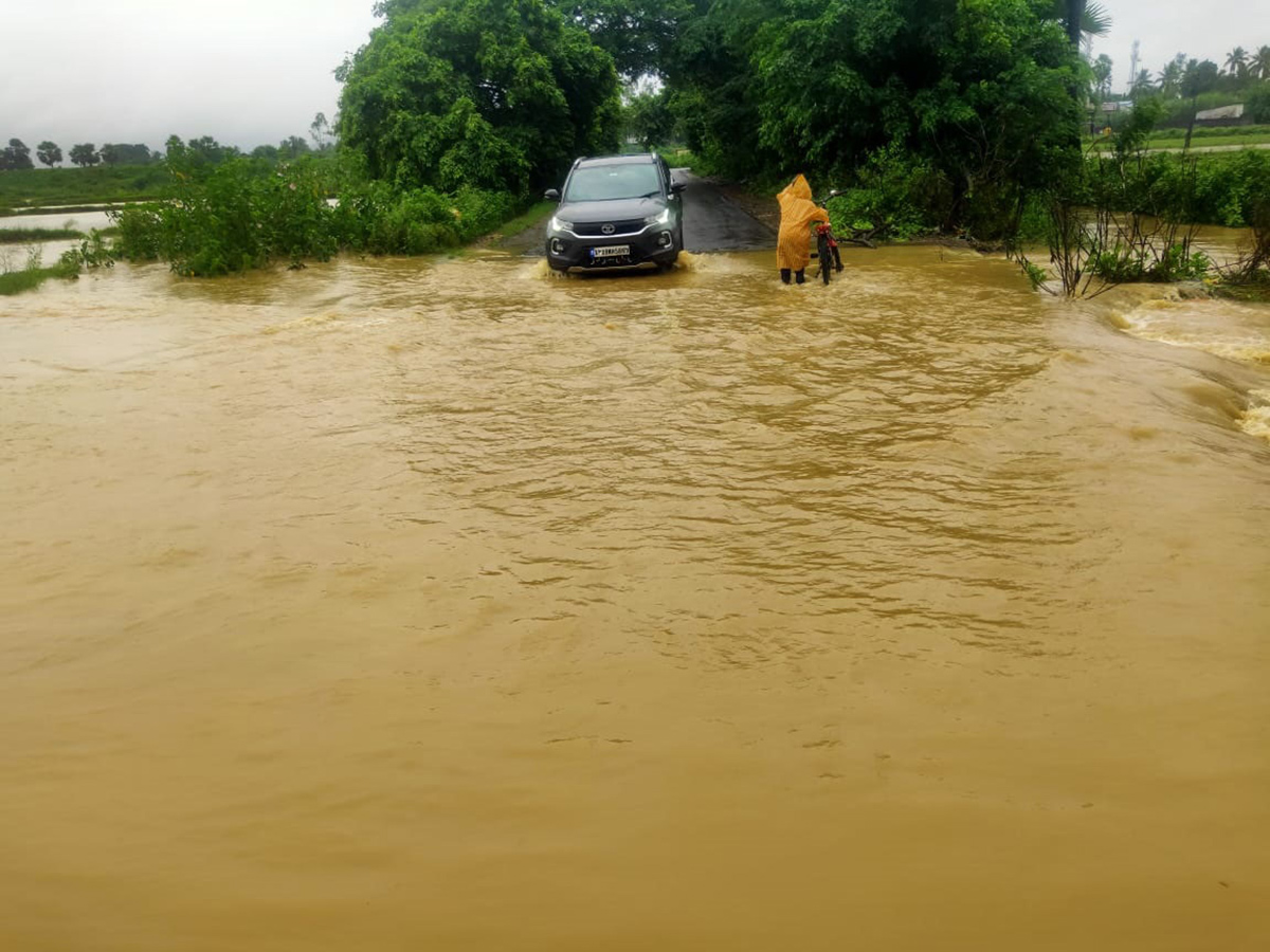 Heavy Rains in andhra pradesh update photos - Sakshi18