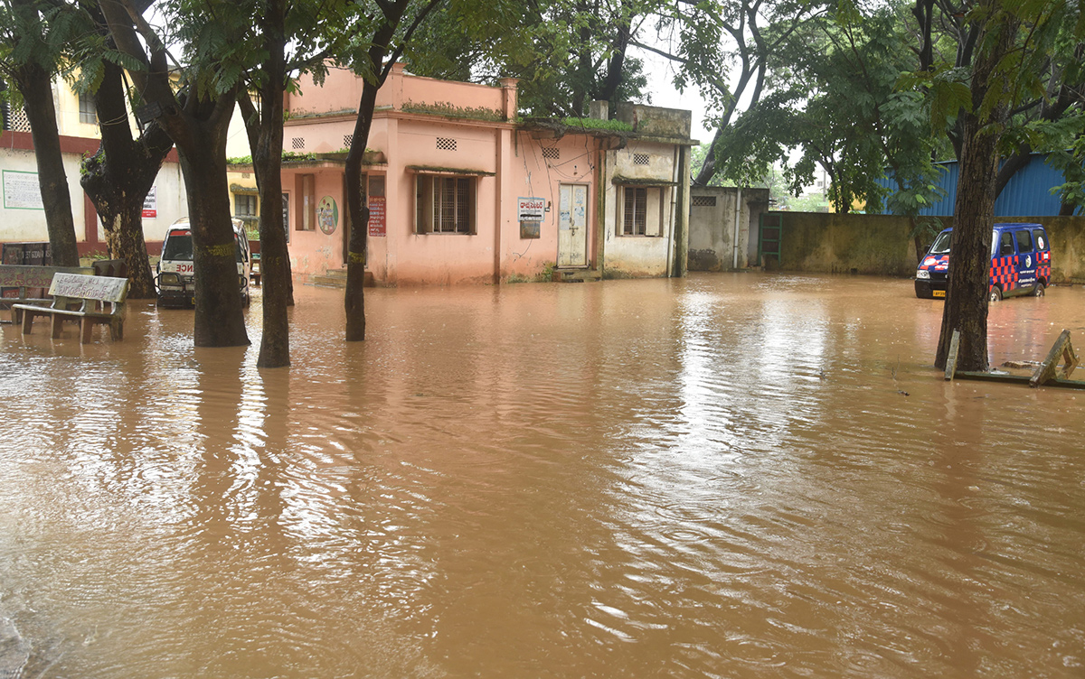 Heavy Rains in andhra pradesh update photos - Sakshi20