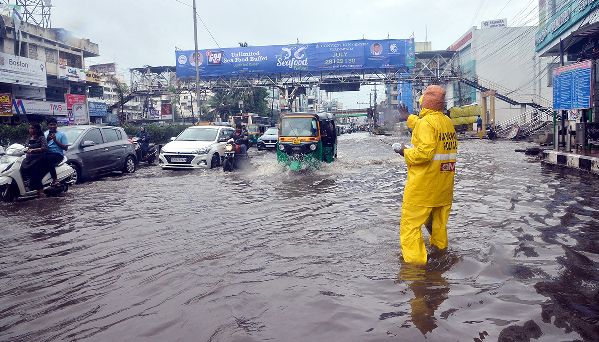 Heavy Rains in andhra pradesh update photos - Sakshi36