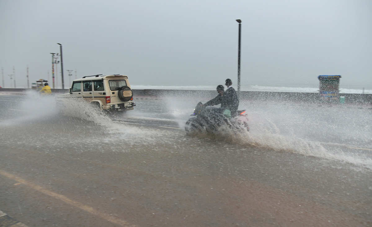 Heavy Rains in andhra pradesh update photos - Sakshi40