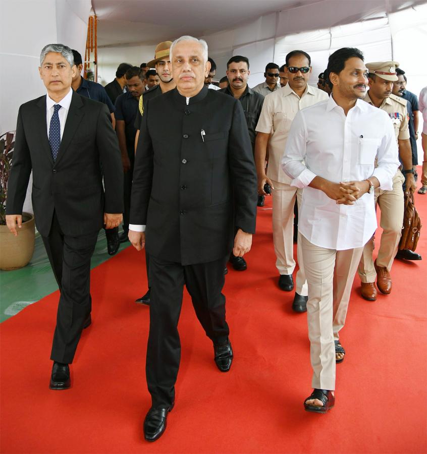 AP High Court CJ Justice Dhiraj Singh Thakur Oath Event Photos - Sakshi11