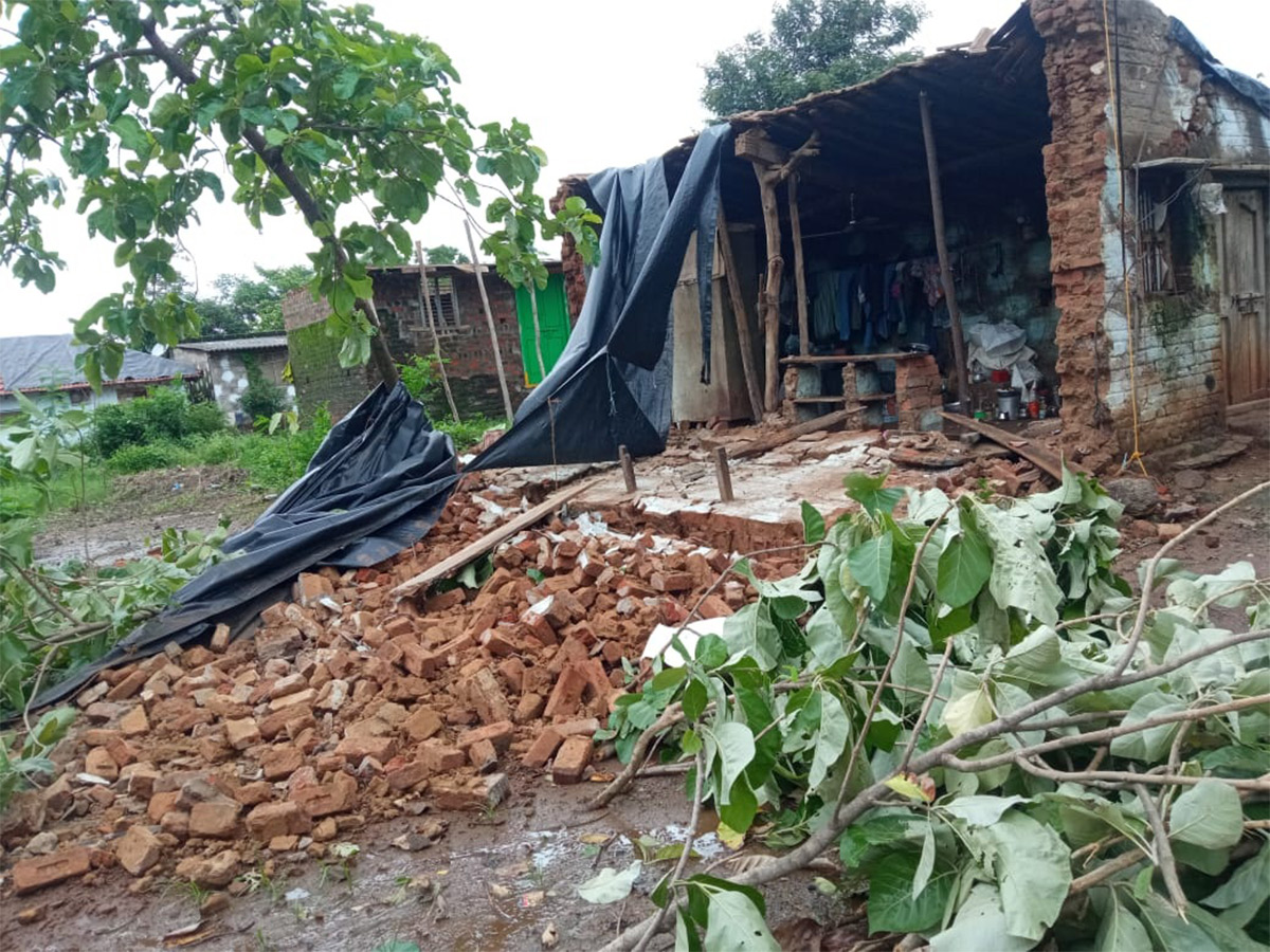 Photos Of Flood Water In Warangal Due To Heavy Rains - Sakshi29