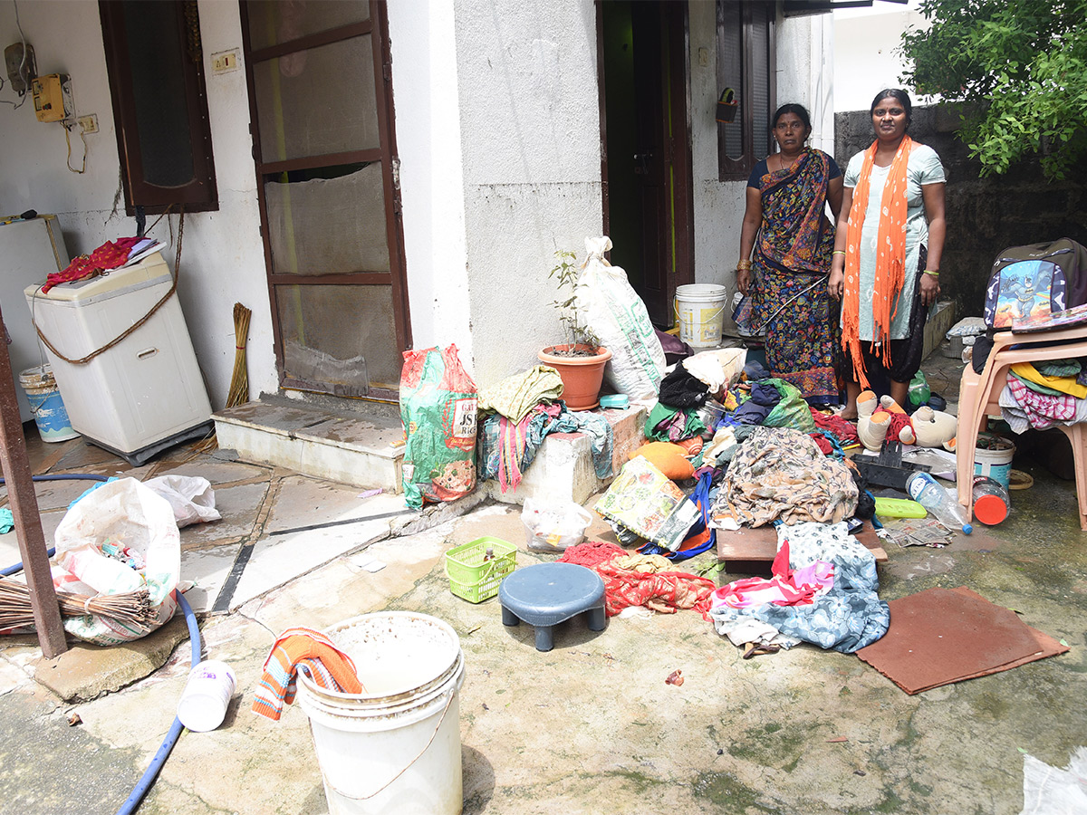 Photos Of Flood Water In Warangal Due To Heavy Rains - Sakshi30