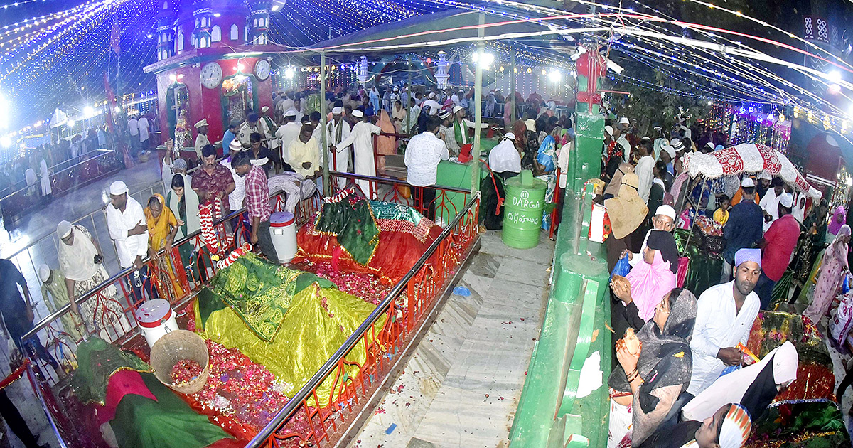 Rottela Panduga 2023 Bara Shaheed Dargah in Nellore in Andhra Pradesh - Sakshi27