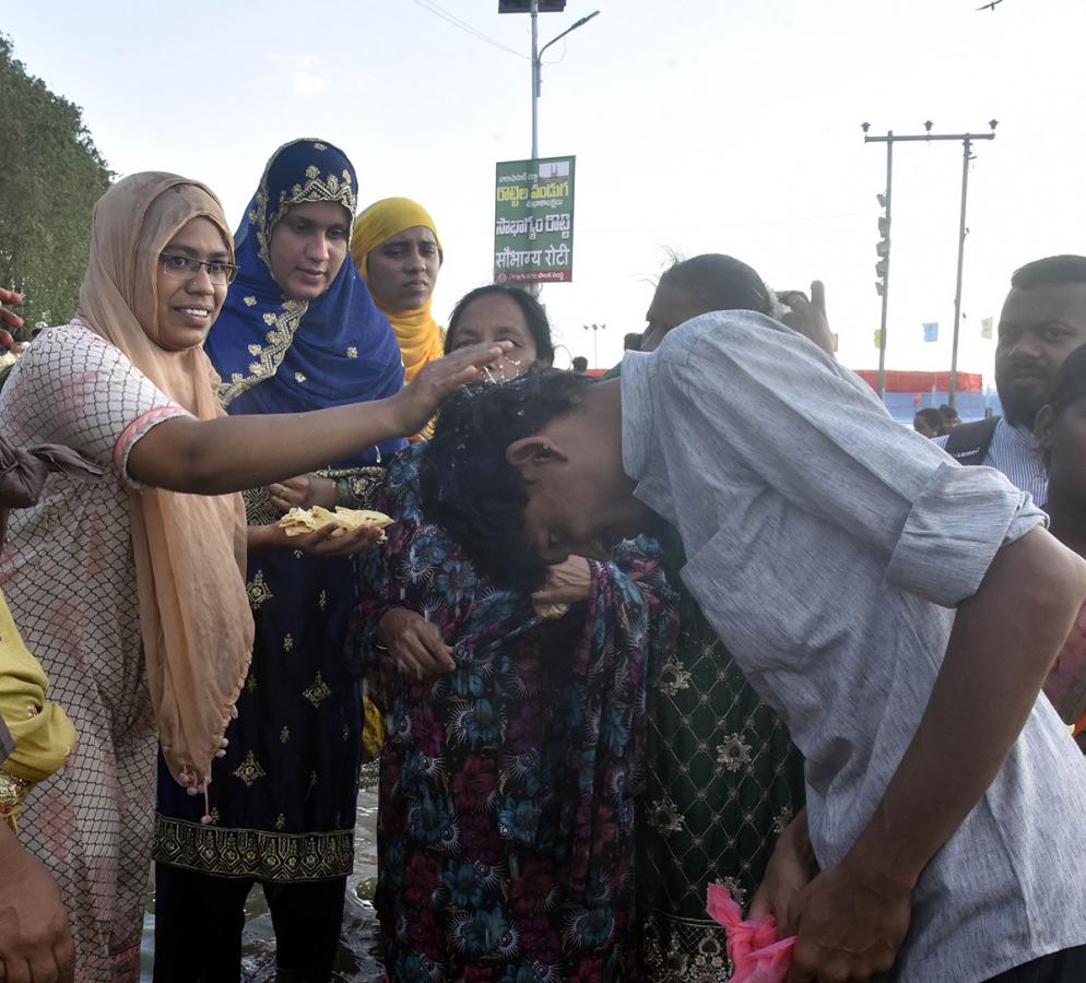 Rottela Panduga 2023 Bara Shaheed Dargah in Nellore in Andhra Pradesh - Sakshi29