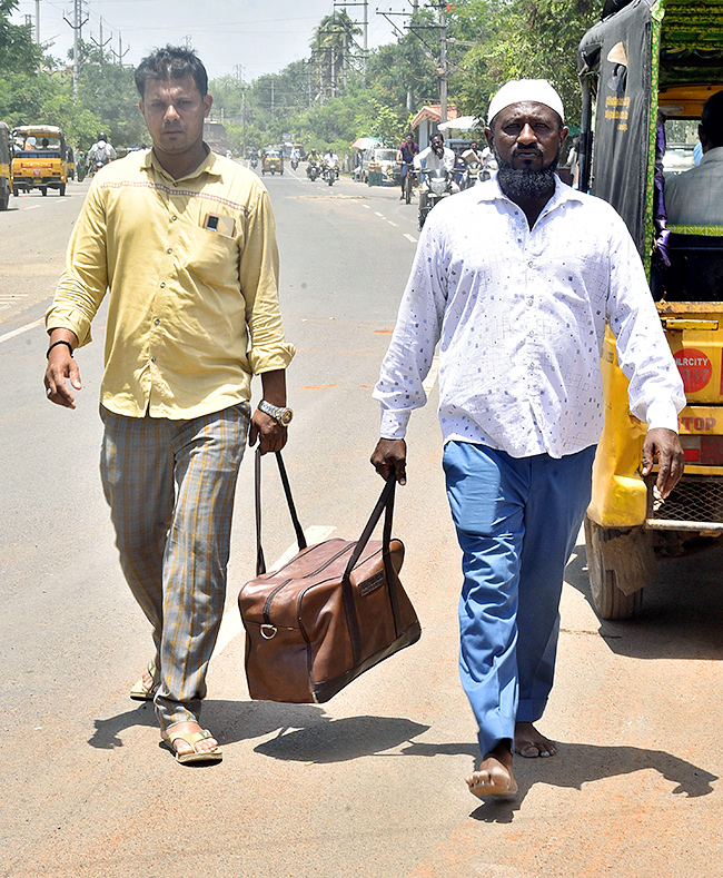 Rottela Panduga 2023 Bara Shaheed Dargah in Nellore in Andhra Pradesh - Sakshi4