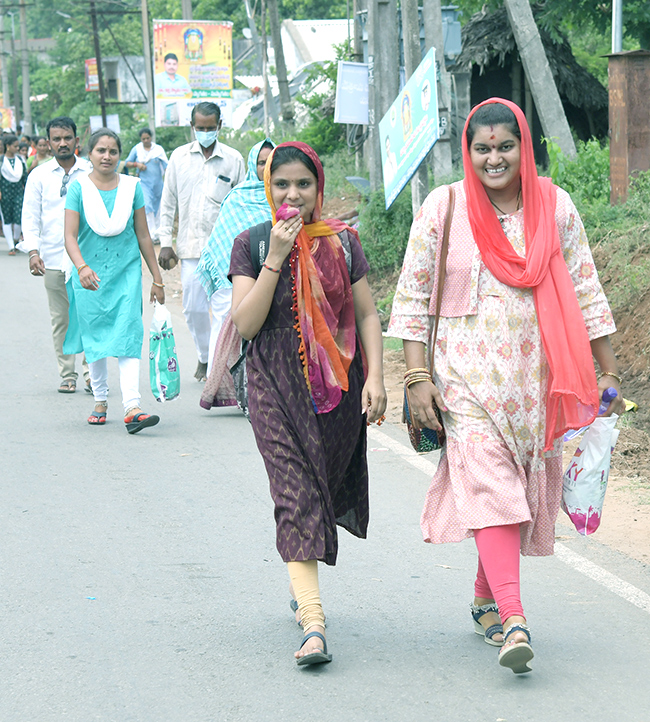 Huge Devotees take part in Simhachalam Giri Pradakshina Pics - Sakshi9