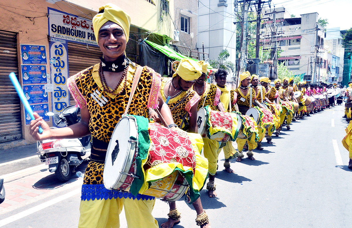 Telangana Bangaru Bonam to Vijayawada Kanaka Durga Pics - Sakshi28