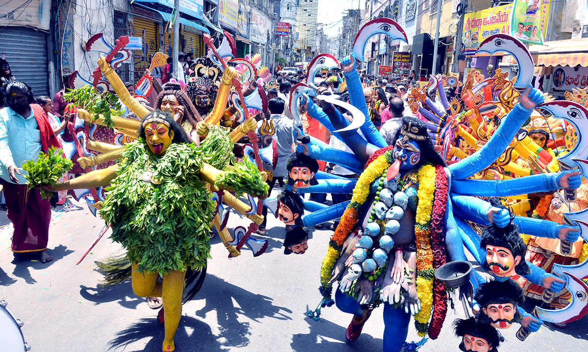 Telangana Bangaru Bonam to Vijayawada Kanaka Durga Pics - Sakshi33