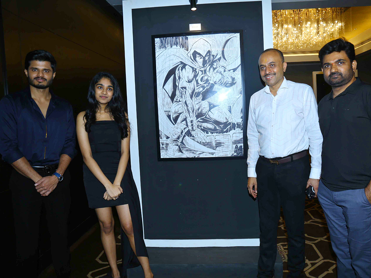 Celebs At Hiya Dasaris The Noir Rendezvous Paint Exhibition PHotos - Sakshi14