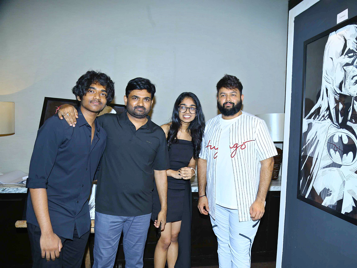 Celebs At Hiya Dasaris The Noir Rendezvous Paint Exhibition PHotos - Sakshi6