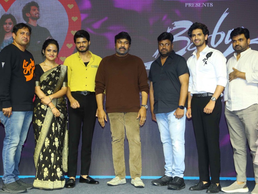 Megastar Chiranjeevi At Baby Movie Success Meet HD Photo Gallery - Sakshi37