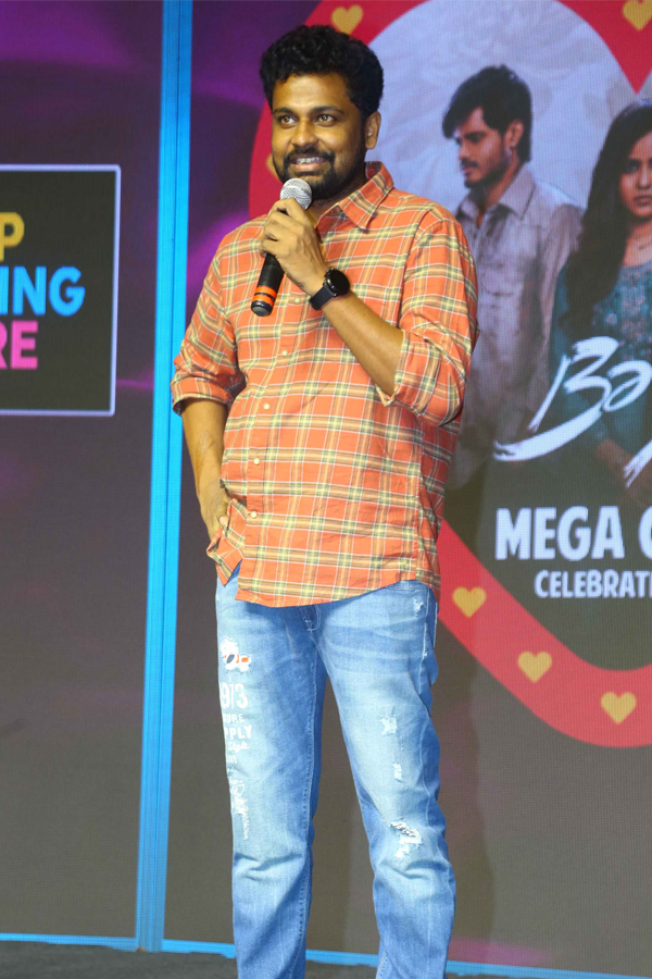 Megastar Chiranjeevi At Baby Movie Success Meet HD Photo Gallery - Sakshi19