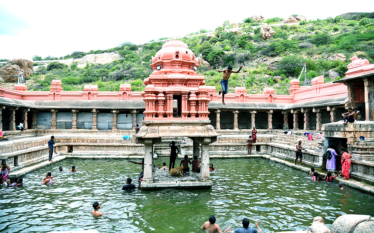 Best Temples In AP: Kurnool Famous Yaganti Uma Maheswara Temple Photos Gallery - Sakshi16