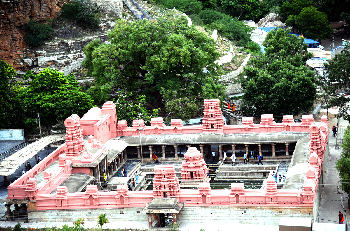 Best Temples In AP: Kurnool Famous Yaganti Uma Maheswara Temple Photos Gallery - Sakshi4