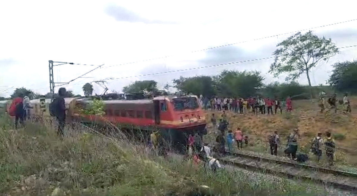 Falaknuma Express train catches fire near Hyderabad - Sakshi11