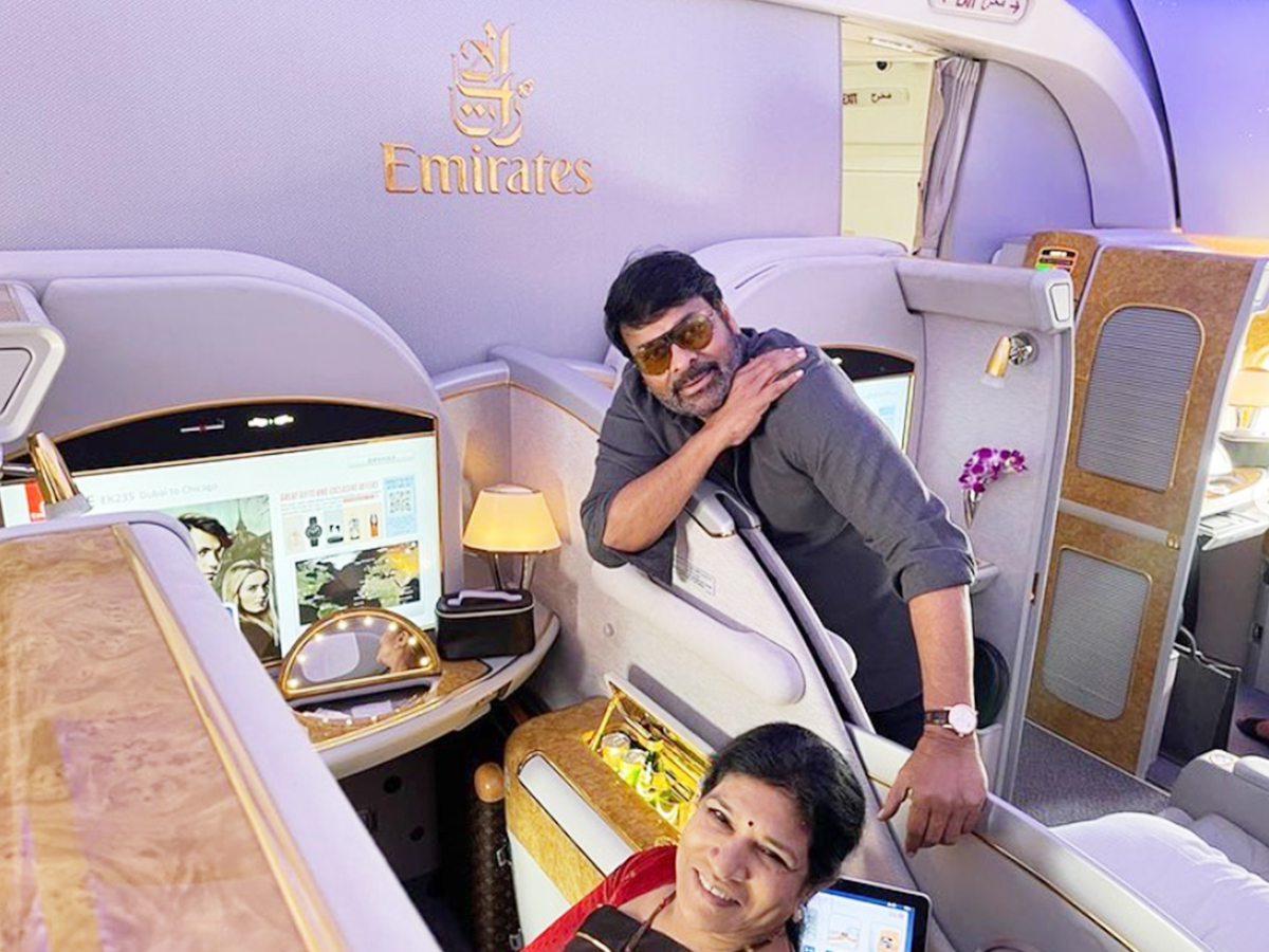 Chiranjeevi, Wife Surekha Jet Off For US Vacation Photo Gallery - Sakshi2