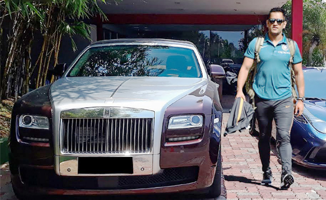 MS Dhoni Car And Bike Collection Photo Gallery - Sakshi4