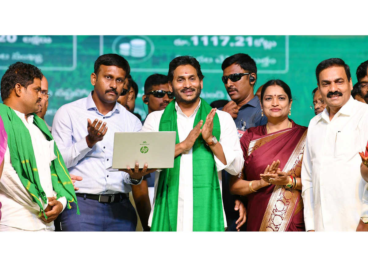 CM Jagan Kalyandurgam Tour Photos - Sakshi23