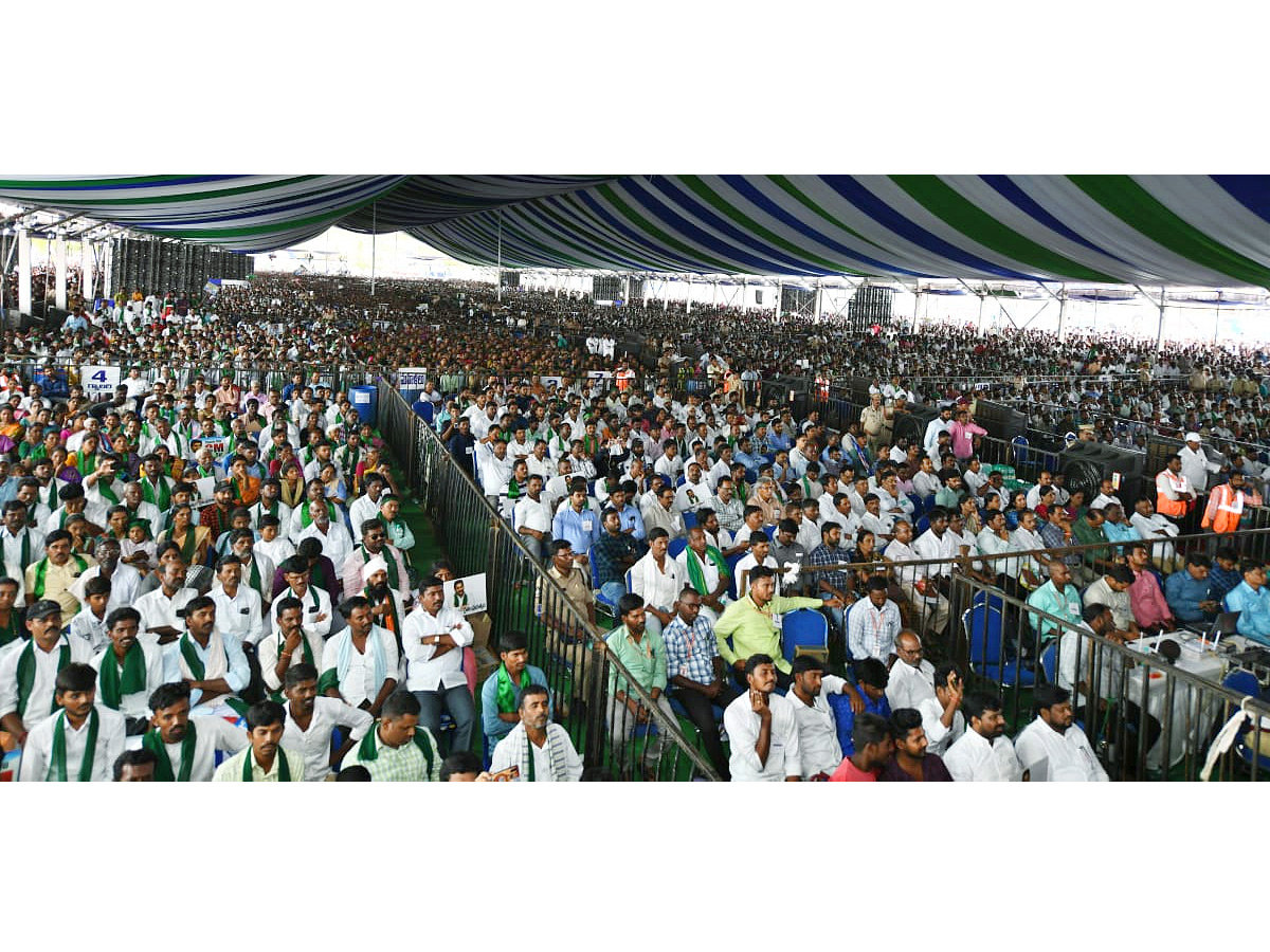 CM Jagan Kalyandurgam Tour Photos - Sakshi9