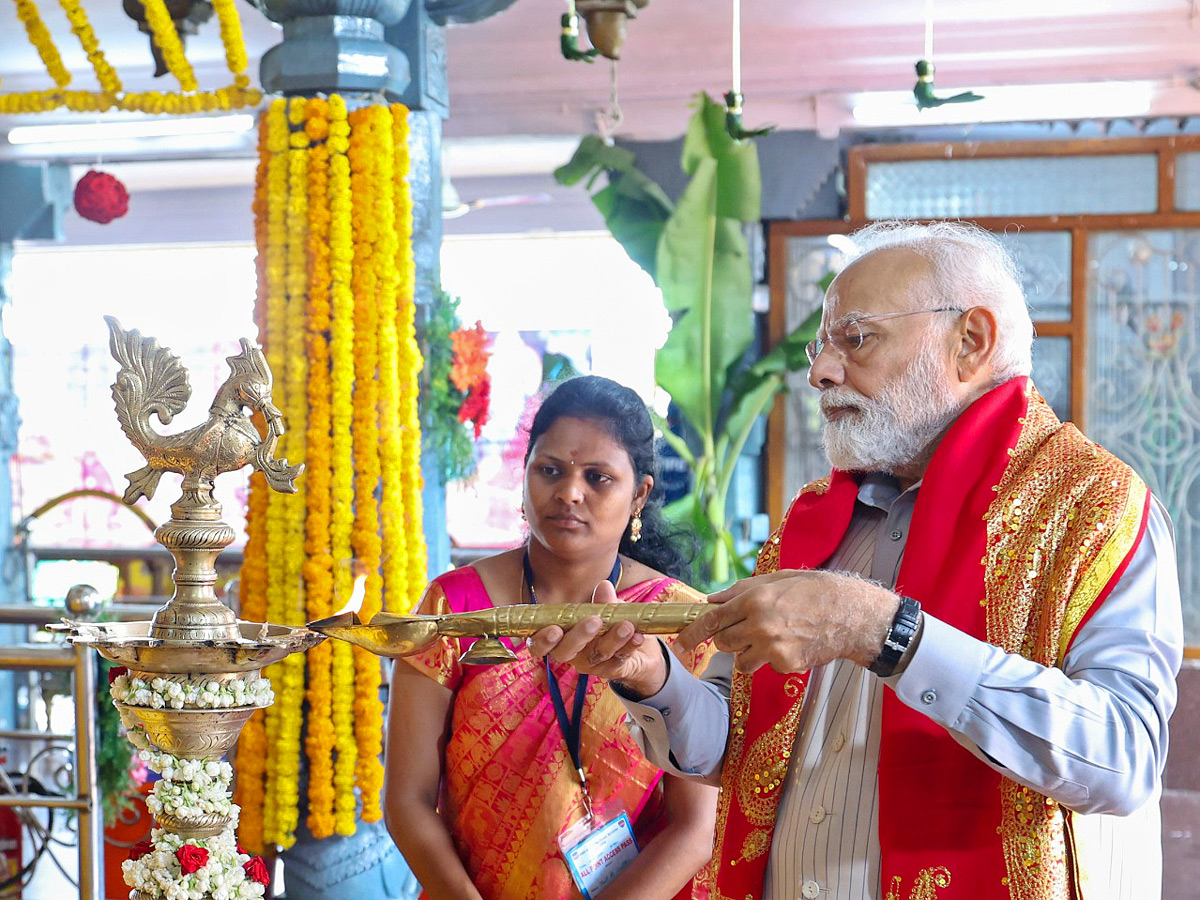 PM Narendra Modi Warangal Tour Photos - Sakshi18