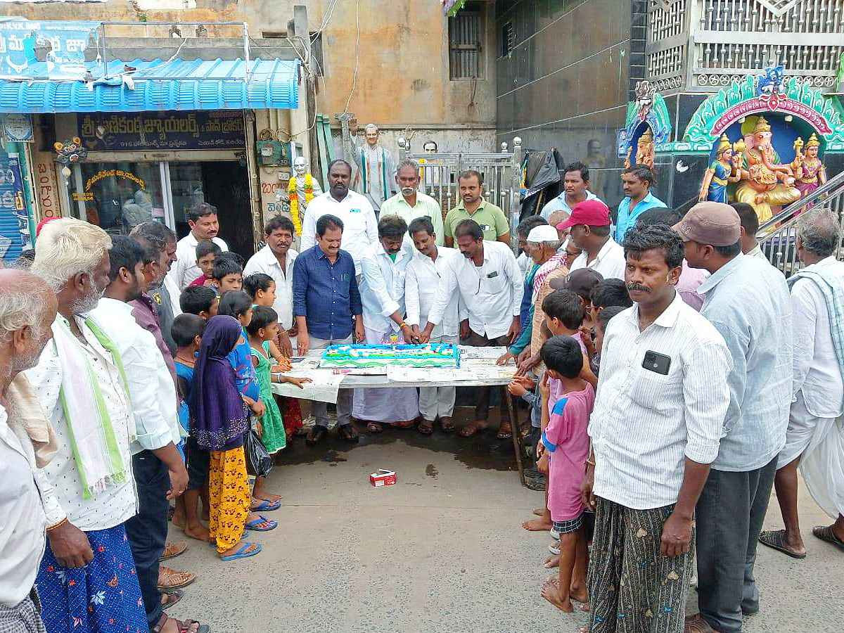 YSR Birth Anniversary Grand Celebrations in Andhra pradesh - Sakshi21