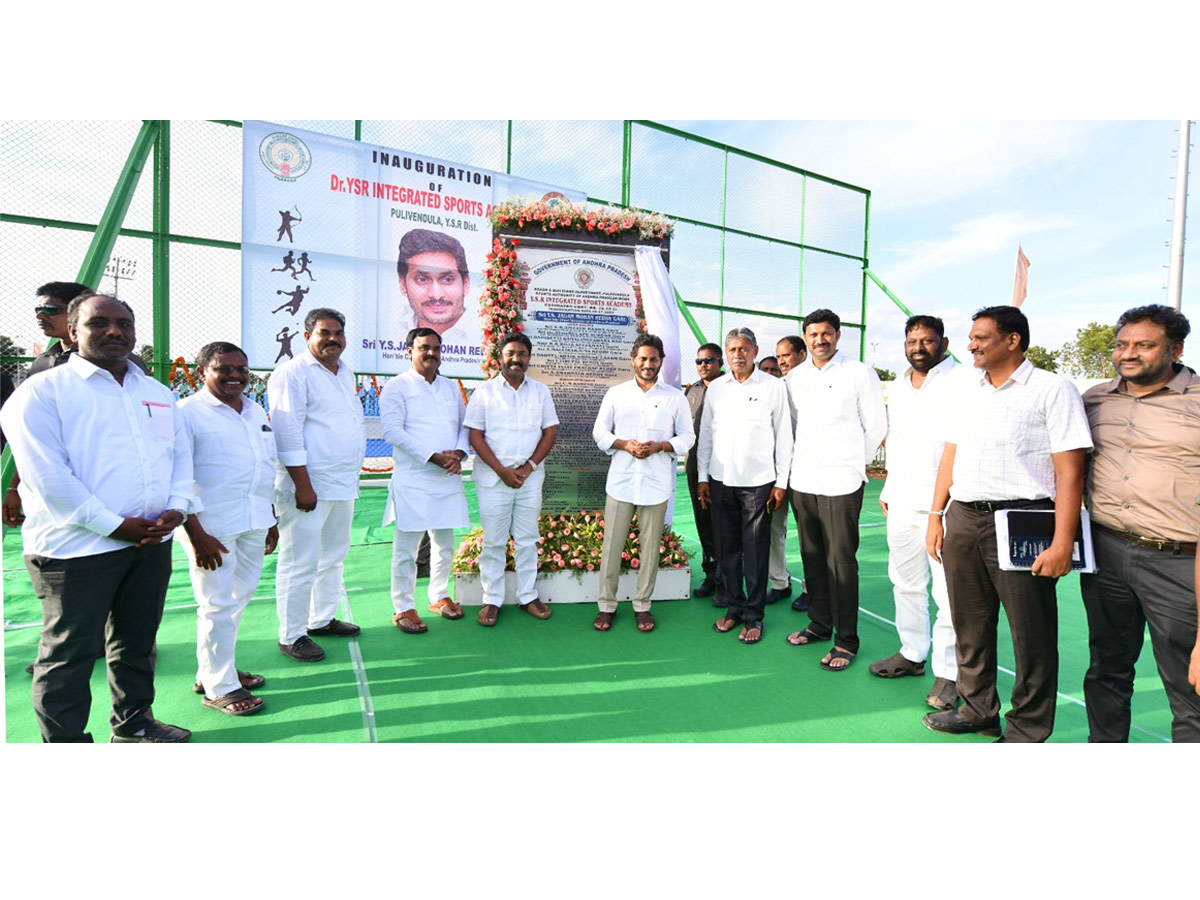 CM Jagan Inaugurates YSR Sports Academy at Pulivendula Photos - Sakshi16