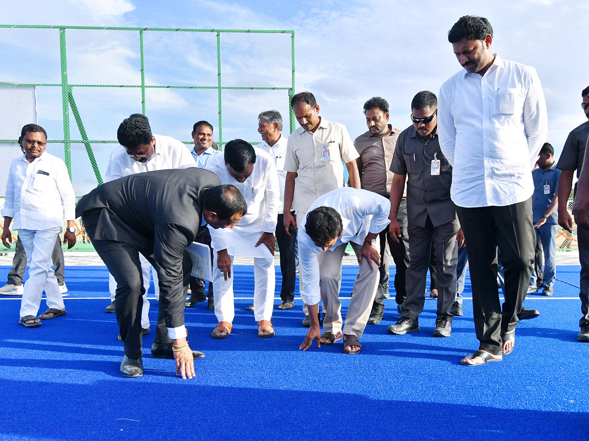 CM Jagan Inaugurates YSR Sports Academy at Pulivendula Photos - Sakshi19