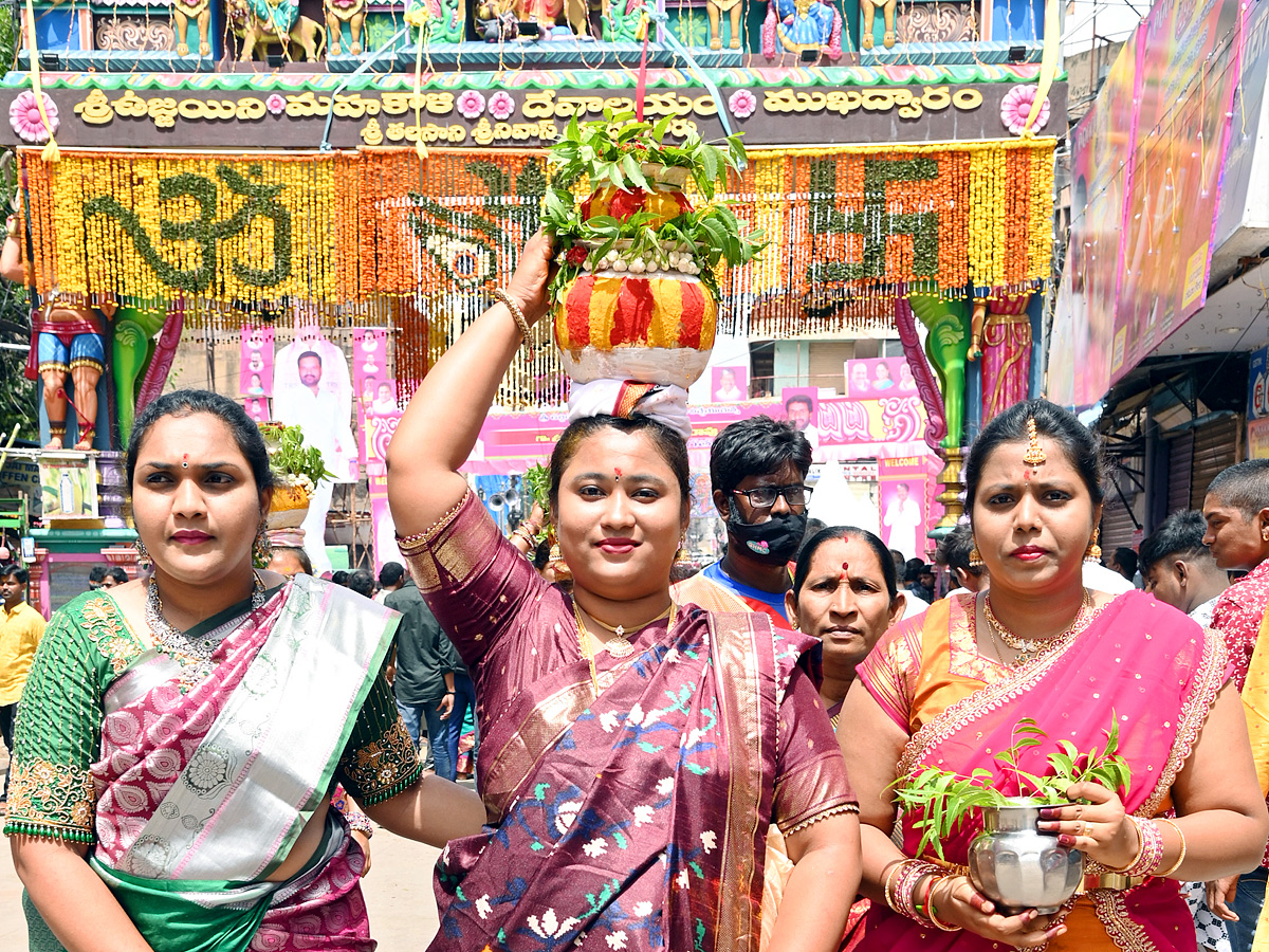 Secunderabad Ujjaini Mahankali Bonalu 2023 Photos - Sakshi17