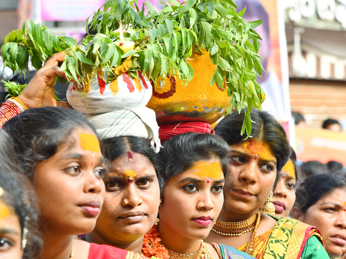 Secunderabad Ujjaini Mahankali Bonalu 2023 Photos - Sakshi27