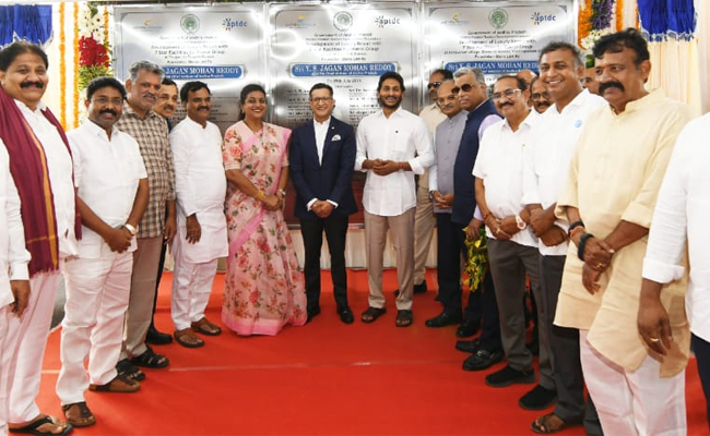 CM YS Jagan Participates in Oberoi Hotel Foundation Stone Program Photos - Sakshi5