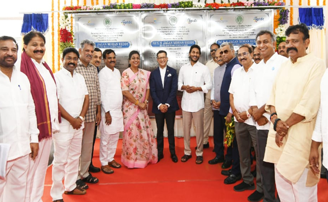 CM YS Jagan Participates in Oberoi Hotel Foundation Stone Program Photos - Sakshi10