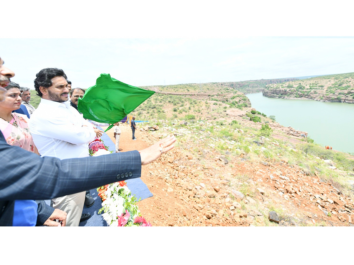 CM YS Jagan Participates in Oberoi Hotel Foundation Stone Program Photos - Sakshi16