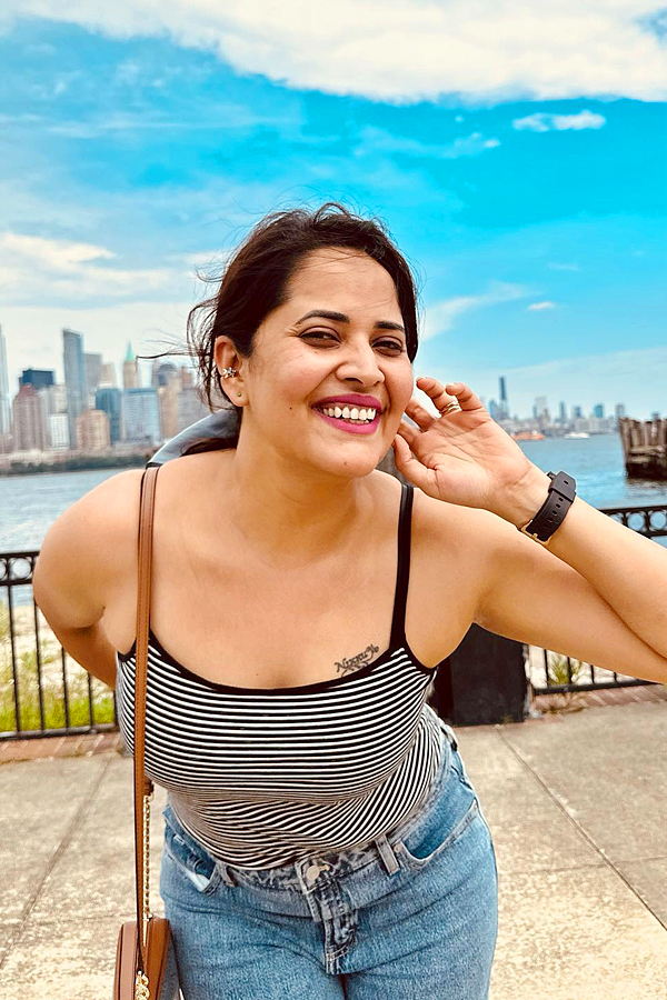 Actress Anasuya Bharadwaj Is Holidaying In America Photos - Sakshi4