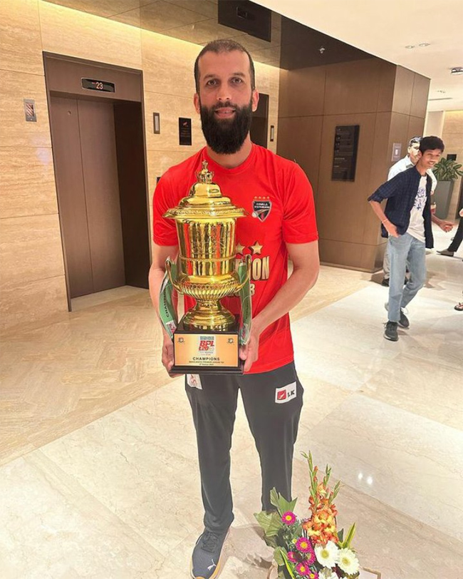 Moeen Ali announces Test retirement after Ashes 2023 - Sakshi13