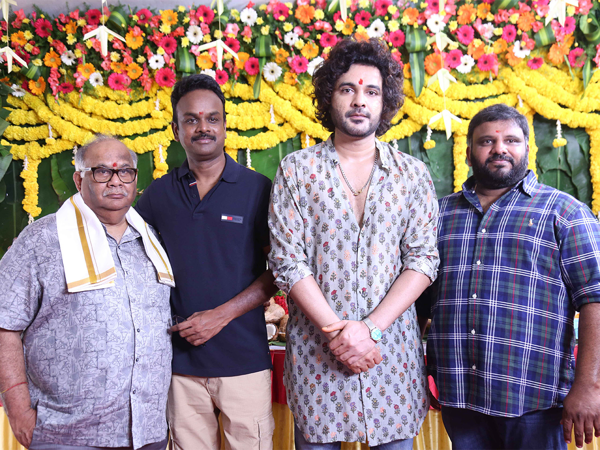 Bommarillu Bhaskar Siddhu Jonnalagadda new movie launched - Sakshi12