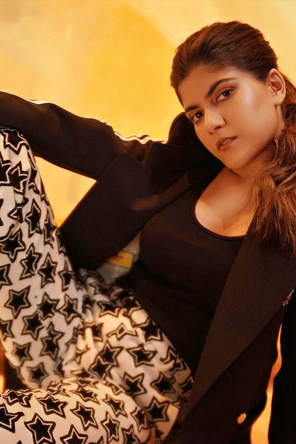 Indian singer Song writer Ananya Birla Photos - Sakshi4