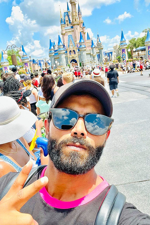 Ravindra Jadeja US Holiday Look At Viral Pics Photos - Sakshi11