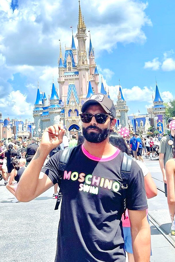 Ravindra Jadeja US Holiday Look At Viral Pics Photos - Sakshi6