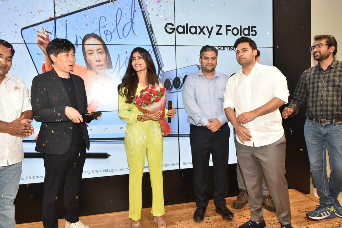 Actress Srilekha Photos in new launching Samsung Galaxy smartphones - Sakshi12