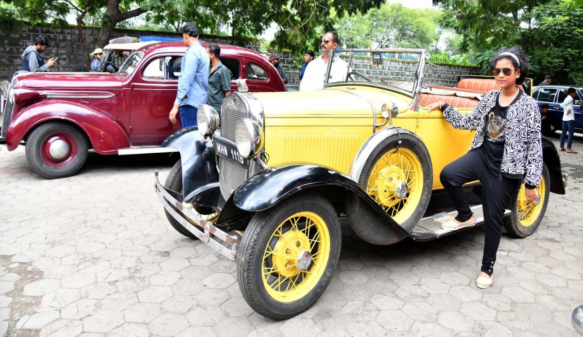 Vintage Vehicles Automobile Display At Sanjeevaiah Park - Sakshi7