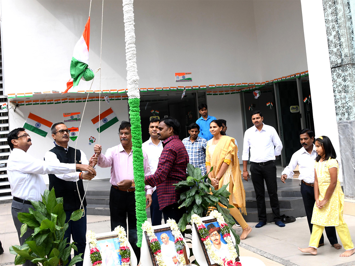 independence day celebration in sakshi office hyderabad - Sakshi21