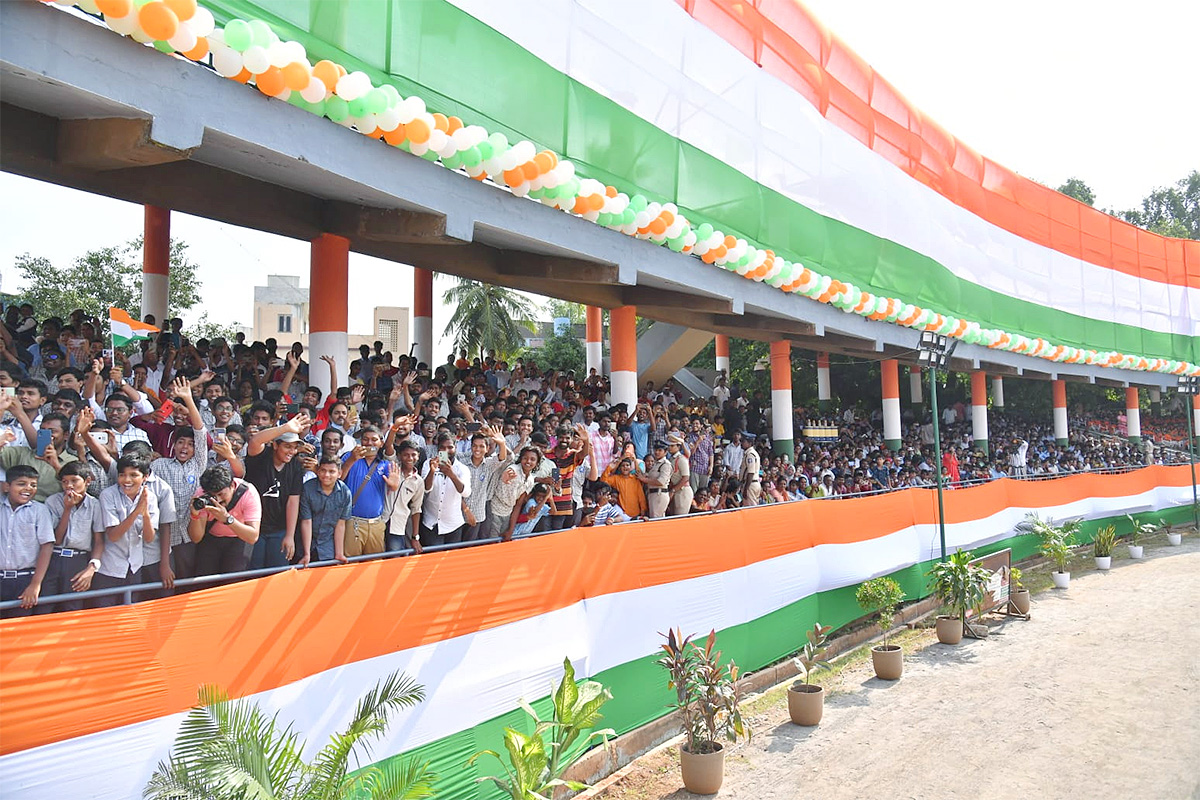 independence daycm jagan hoists national flag indira gandhi municipal Photos - Sakshi15