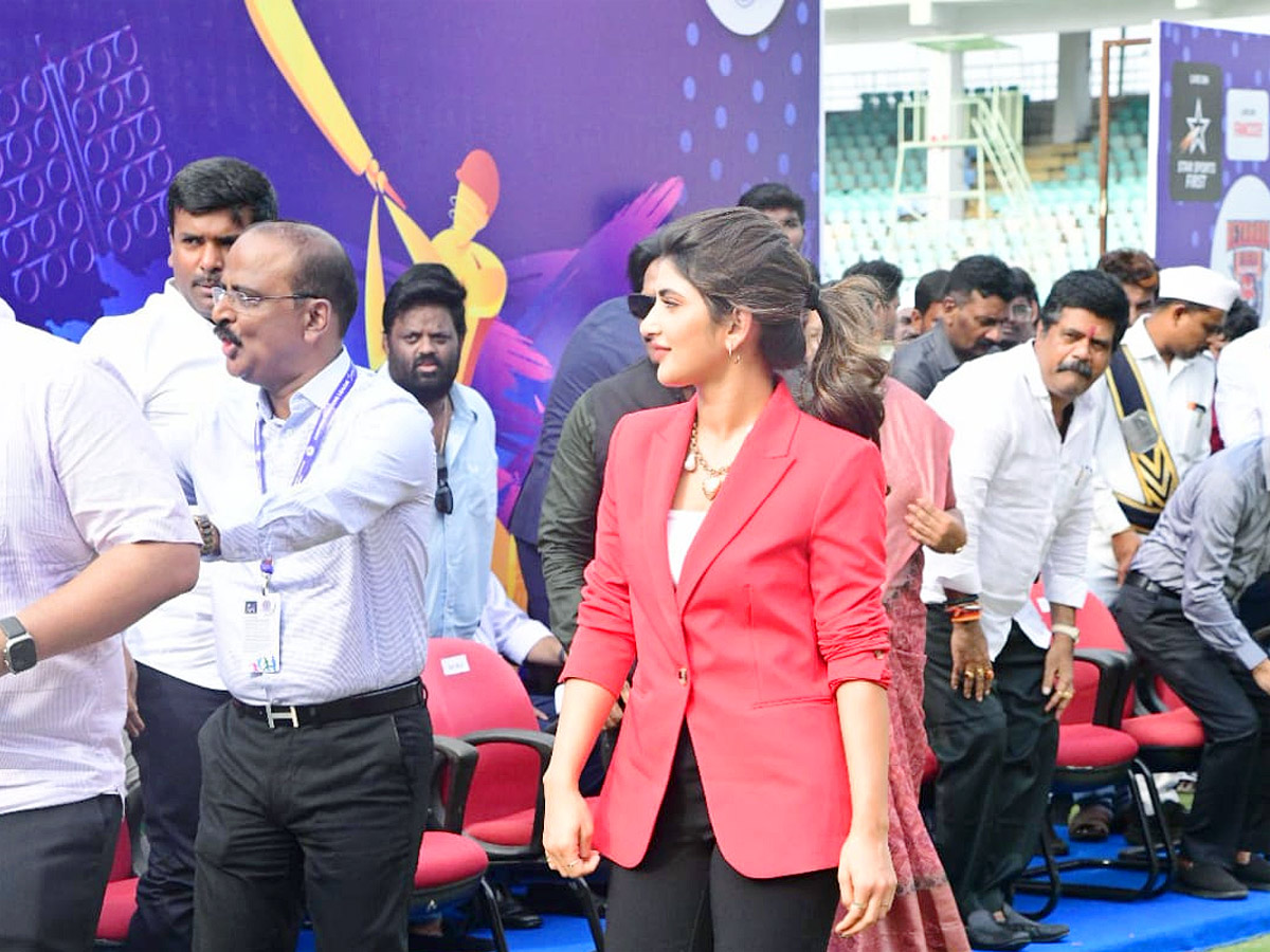 Andhra Premier League begin in Visakhapatnam Photos - Sakshi18