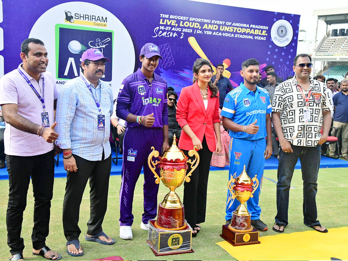 Andhra Premier League begin in Visakhapatnam Photos - Sakshi9