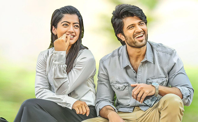 Vijay Deverakonda, Rashmika celebrate 5 years of Geetha Govindam Photos - Sakshi14