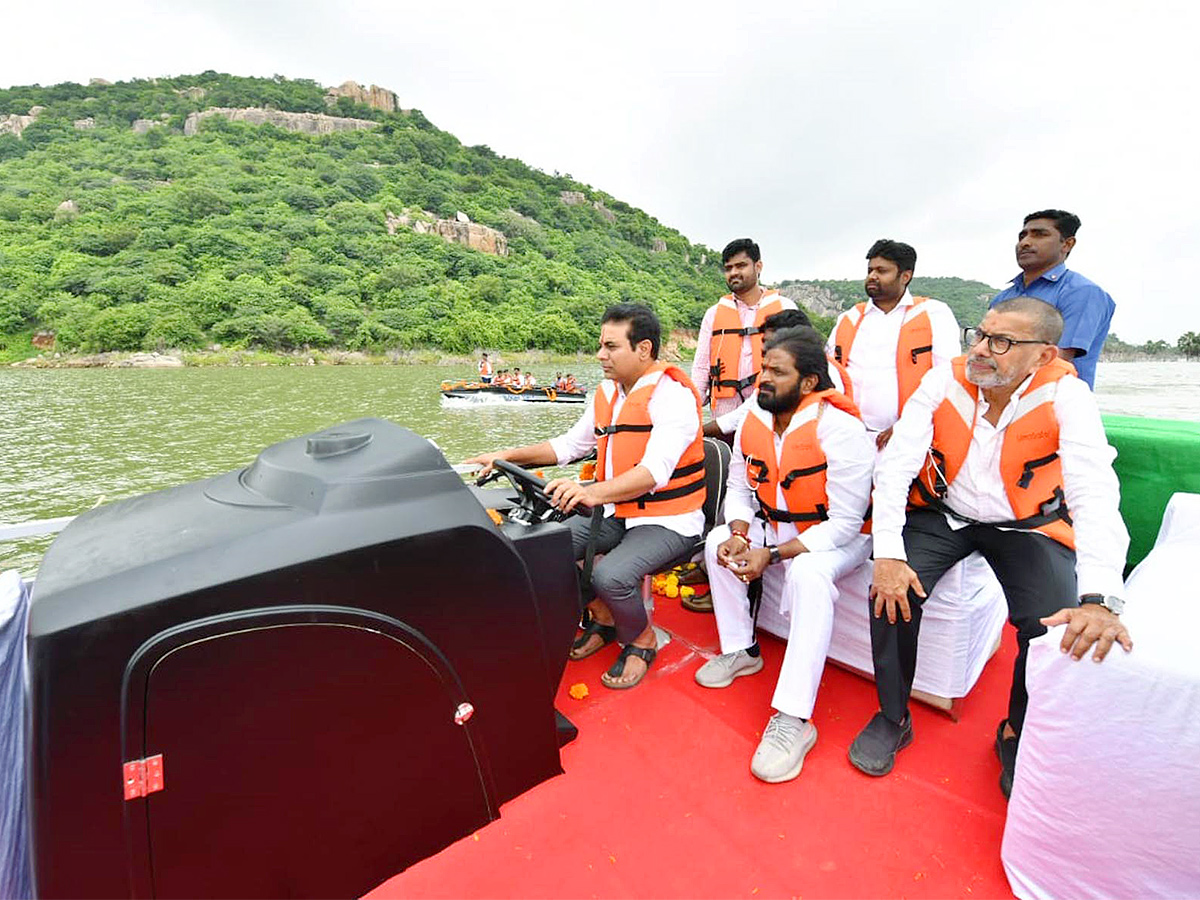 KTR Drives a Boat Launches New Boating Service in Rajanna Sircilla - Sakshi2