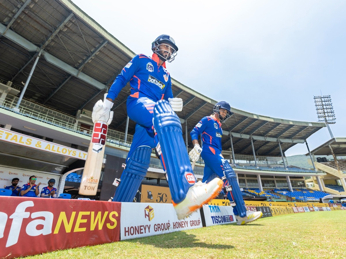 Bejawada Tigers Jayabheri Vs Uttarandhra Lions APL 2023 - Sakshi1