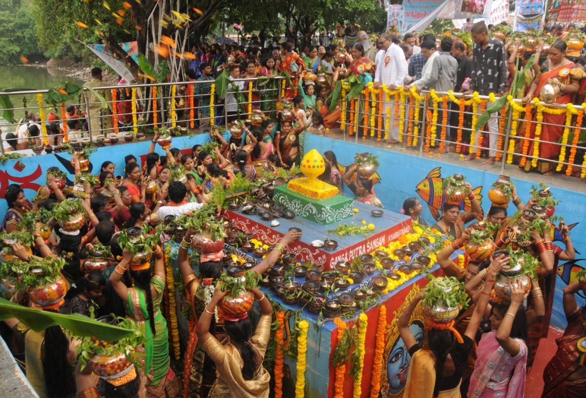 Ganga Teppotsavam Celebrations in Khairatabad Photo Gallery - Sakshi29